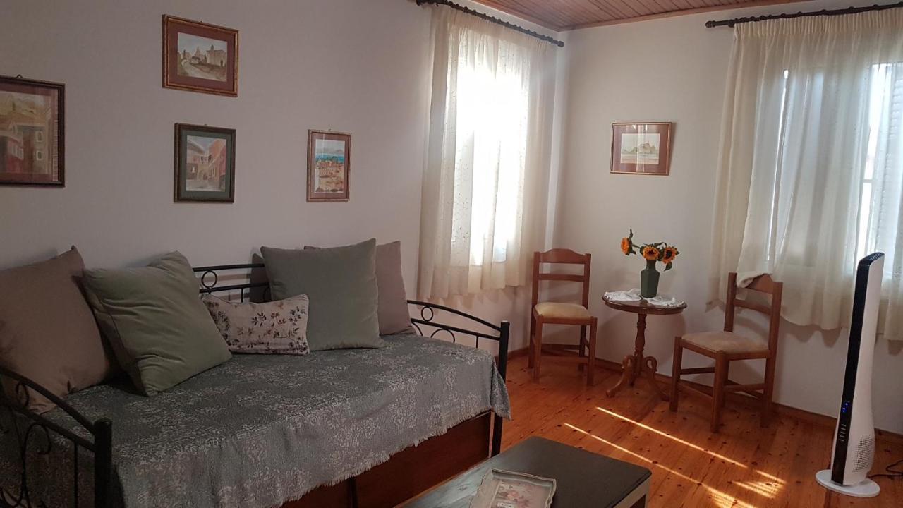Ferienwohnung Mary'S Art House In The Center Of Old Town Corfu  Exterior foto